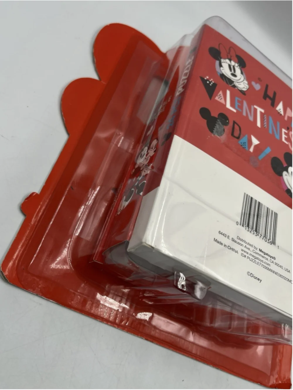 Disney Minnie & Mickey Valentine's Day Box Gift Set Puzzle Crayons New in BOX